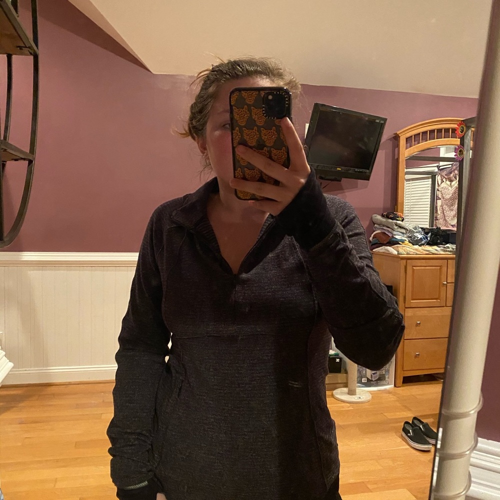 Lululemon Runderful 1/2 Zip - Picture 6 of 8